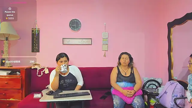 lesbiancuple online show from October 23, 1:28 pm