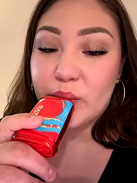 RosieDixx online show from November 3, 5:11 am