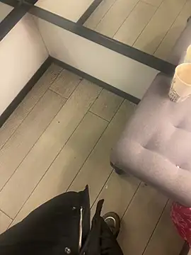 CrazzyChicks online show from January 18, 7:48 am