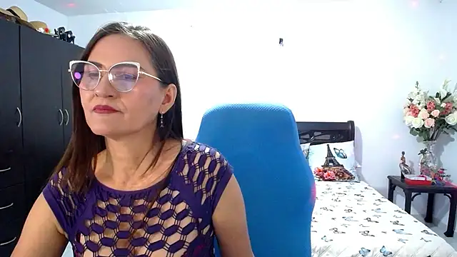 Xiimen online show from January 13, 12:05 am