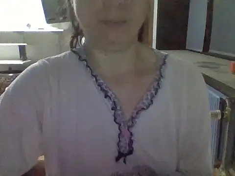Snapshot of Lina_Belge chatting on September 14, 9:56 pm Lina Belge online show from September 14, 9:56 pm