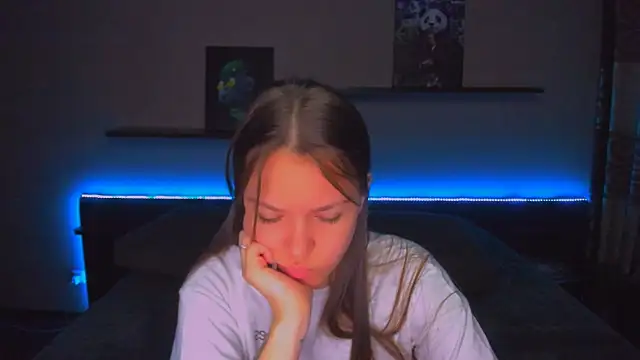 AlexaBarkley online show from February 17, 12:43 am