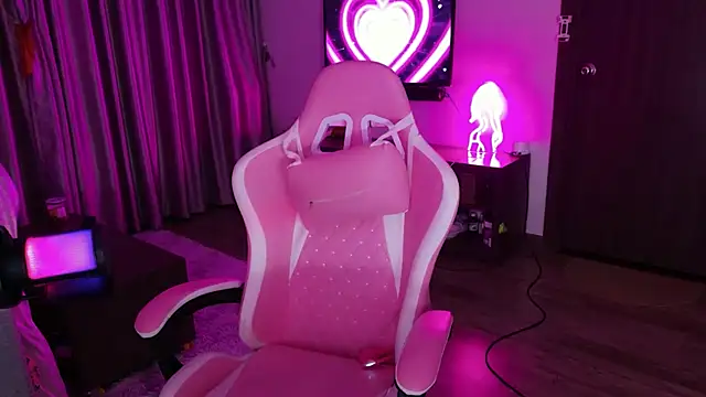 AsianQueens online show from March 2, 12:01 pm