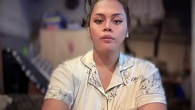 xxUrlovelytsxx online show from November 17, 12:55 am