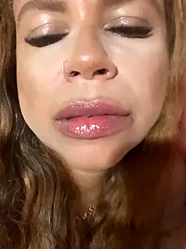 pimenta gaby online show from December 19, 2:42 pm