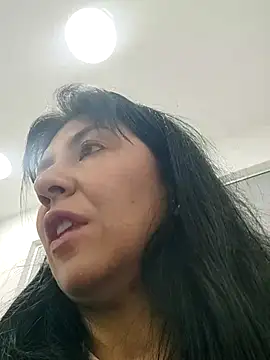Snapshot of aisha_latina chatting on September 9, 3:12 pm aisha latina online show from September 9, 3:12 pm