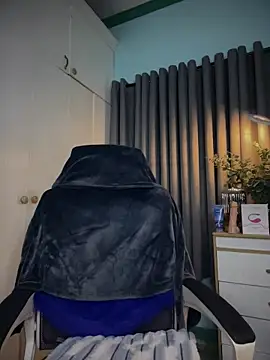 Jasmine Elcock online show from June 15, 7:36 pm