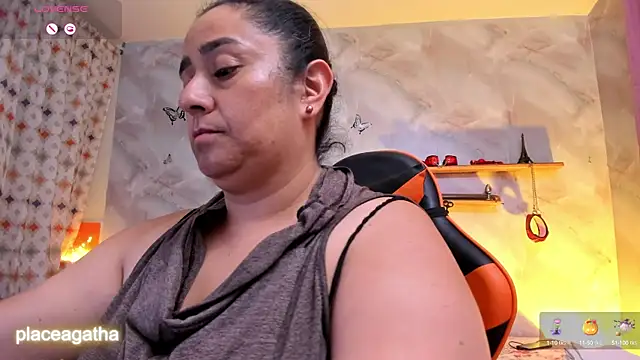 agathaxxx-69 online show from October 16, 7:38 pm