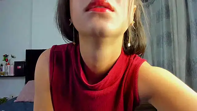 AndreaStivens online show from October 13, 10:40 am