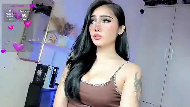 Snapshot of Brownskin_Dollxoxo chatting on October 8, 3:22 am Brownskin Dollxoxo online show from October 8, 3:22 am