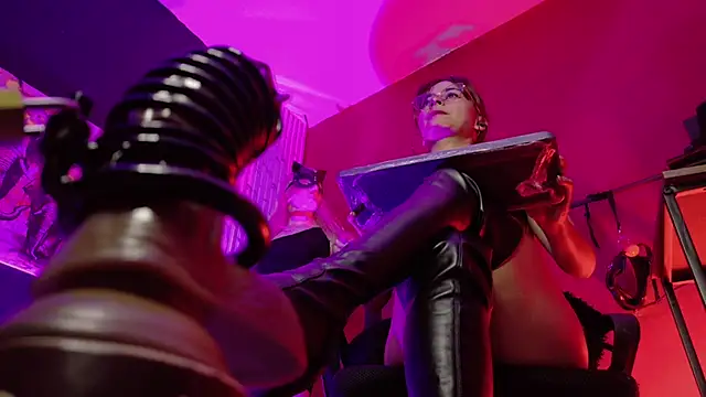 MistressSlut1 online show from January 9, 11:25 am