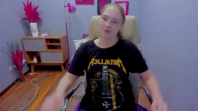  fiona Love online show from November 9, 8:27 pm