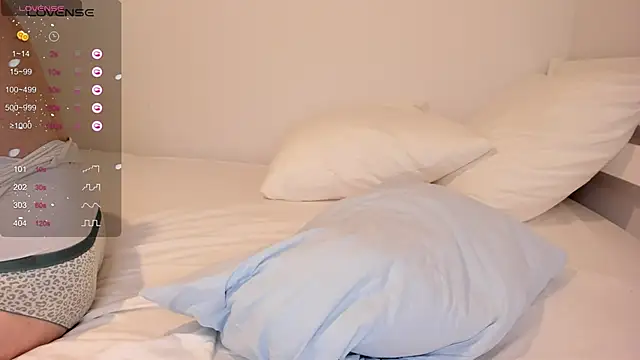  Snorkmaiden  online show from October 15, 1:14 pm