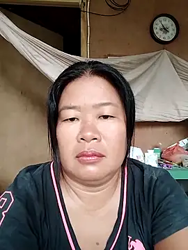Snapshot of Lovelywoman43 chatting on September 28, 9:53 pm Lovelywoman43 online show from September 28, 9:53 pm