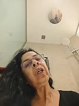 Susannemilf online show from January 5, 8:34 pm