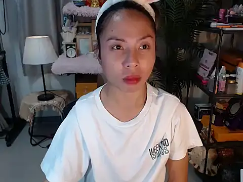 AsianTrixxx online show from March 14, 7:04 pm