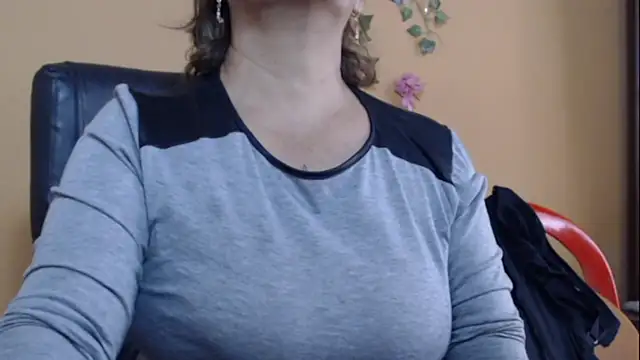Hellensextits online show from February 23, 4:50 pm