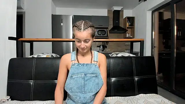 ElizSweet online show from November 9, 6:26 pm