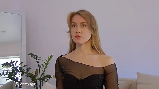 Fallinlove1 online show from February 19, 11:32 am