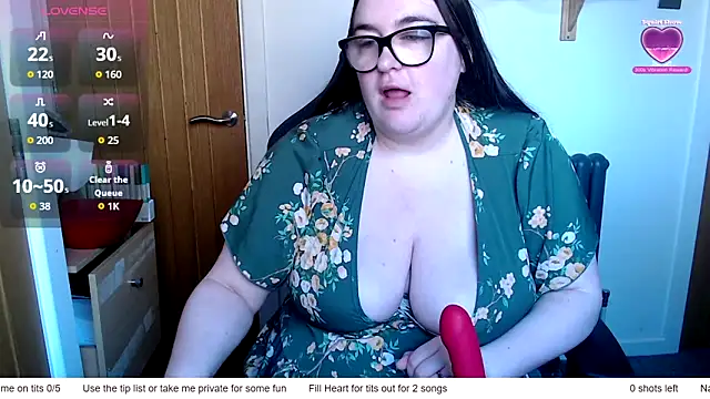 Rebecca Summer online show from March 21, 8:19 am