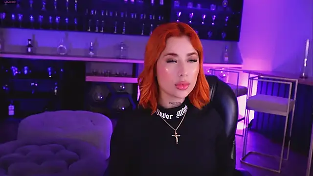 MadelineFox online show from September 23, 12:25 pm