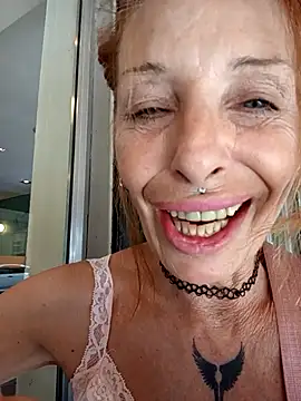 FrozenWaffle online show from December 2, 5:48 pm