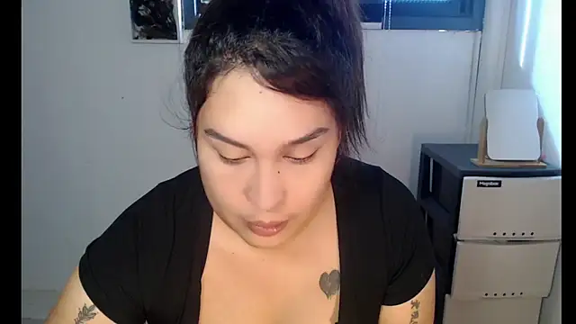 Hardcore Tgirl online show from March 31, 12:10 am