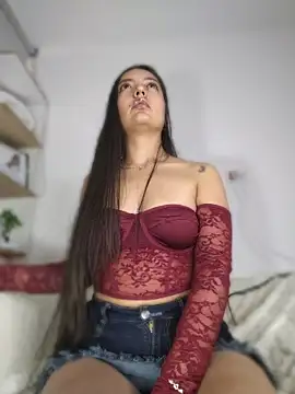 amycute  online show from April 10, 6:47 pm