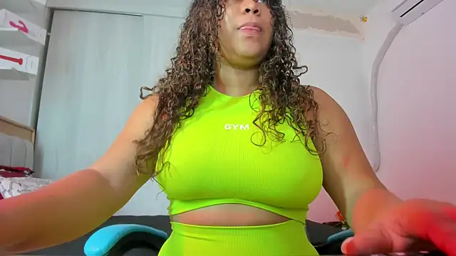 Lunastar02 online show from October 10, 1:38 pm