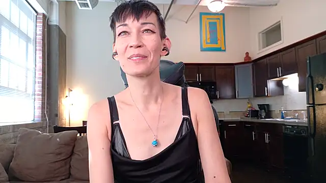 EveEnigma online show from September 27, 7:43 pm