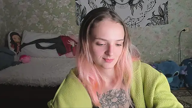 Cutie Adelia online show from September 29, 4:45 pm