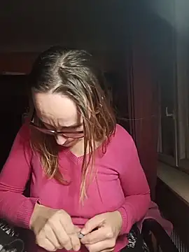 Dettybitch40 online show from December 17, 4:22 pm