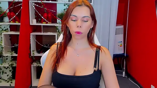 KateCloud online show from February 5, 4:43 pm