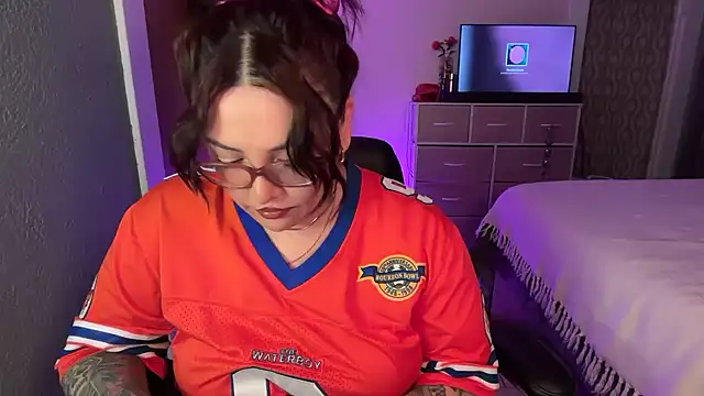 Pumpkin bunny online show from April 10, 2:17 am