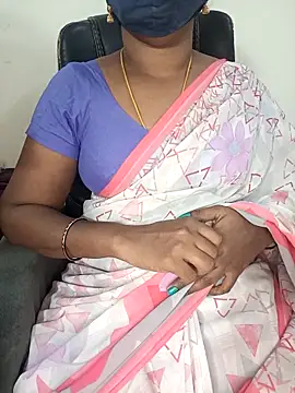 Snapshot of Tamil-hotwife chatting on September 15, 4:47 pm Tamil-hotwife online show from September 15, 4:47 pm
