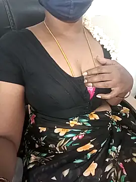 Snapshot of Tamil-hotwife chatting on September 19, 4:33 am Tamil-hotwife online show from September 19, 4:33 am