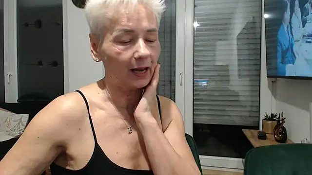 Hot Ann52 online show from February 24, 11:47 pm