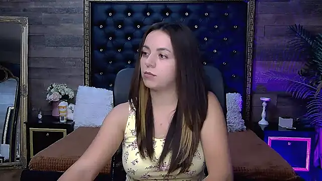 PlayfulElla online show from October 20, 4:59 am