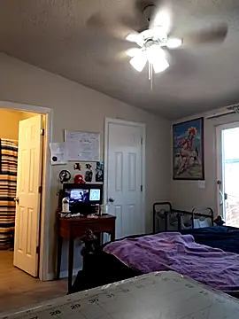 bootiebby online show from April 21, 9:11 pm