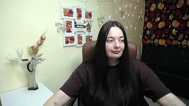 MilanaPrice online show from November 23, 6:31 pm