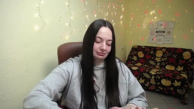 MilanaPrice online show from November 5, 6:57 pm