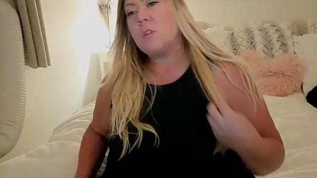 JESS LOVES online show from September 26, 2:20 am