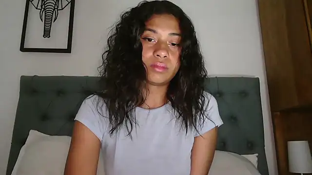 dark enchantress  online show from October 12, 4:04 am