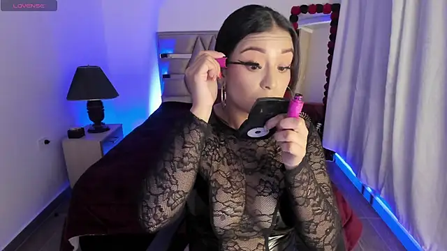 cristie ortiz online show from November 18, 11:37 pm