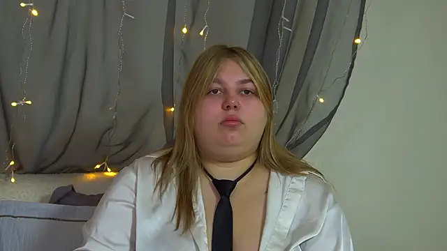 LillianKim online show from November 19, 6:52 pm