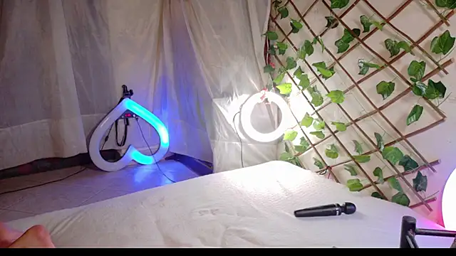 Snapshot of -Camila_ chatting on September 26, 4:26 pm -Camila  online show from September 26, 4:26 pm