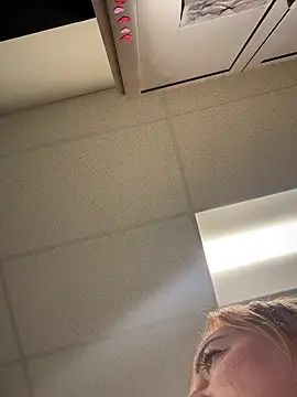 Snapshot of cinnatitties chatting on September 23, 8:51 pm cinnatitties online show from September 23, 8:51 pm