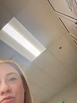 Snapshot of cinnatitties chatting on September 29, 8:03 pm cinnatitties online show from September 29, 8:03 pm