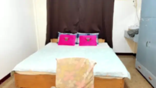 Emma hermosa online show from October 3, 4:45 pm