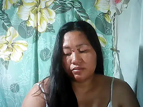 Snapshot of Sexyhorney4u chatting on September 10, 12:32 am Sexyhorney4u online show from September 10, 12:32 am